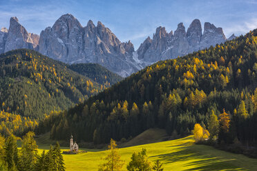 Italien, Südtirol, Ötztal, Geislergruppe im Herbst - LOMF00492