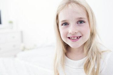 Portait of smiling blond girl - WESTF22530