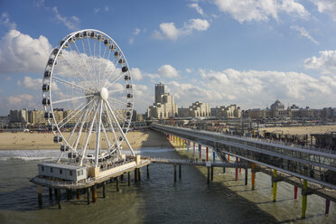 Niederlande, Den Haag, Scheveningen, Riesenrad, Seebrücke, Strand und Kurhotel - WIF03393