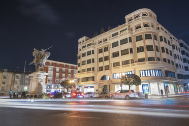 Spain, Burgos, city view at night - DHC00060