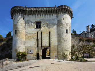 Frankreich, Loches, Porte Royale zum Schloss Loches - AMF05243