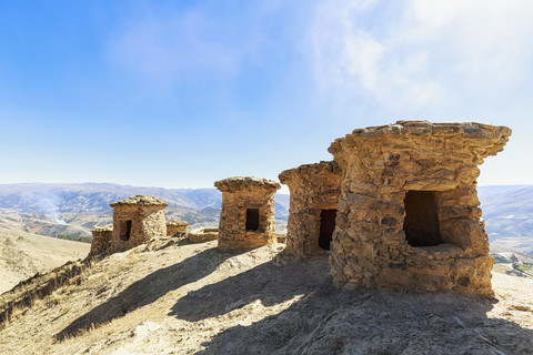 Peru, Anden, Ninamarka, archäologische Stätte, Chullpas aus der Vor-Inka-Zeit, lizenzfreies Stockfoto