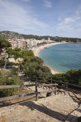 Spain, Catalonia, Lloret de Mar, resort town on Costa Brava at Mediterranean Sea - ABOF00155