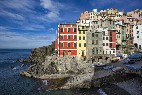 Italy, Cinque Terre, Riomaggiore - YRF00151