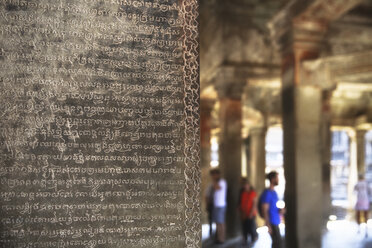 Kambodscha, Angkor Wat-Tempel, Schrift an der Wand - REAF00172