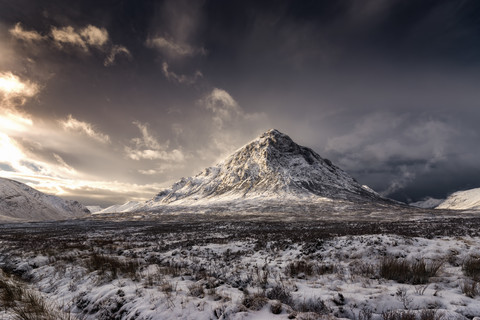 UK, Schottland, Glencoe, Buachaille Etive Mor im Winter, lizenzfreies Stockfoto