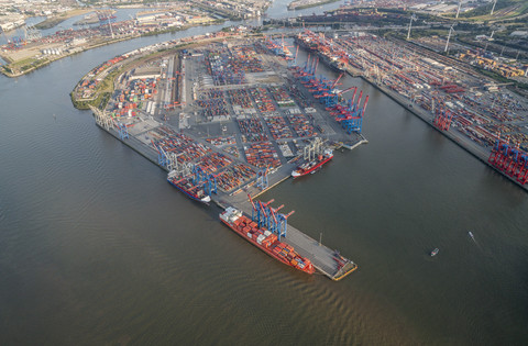 Deutschland, Hamburg, Luftbild des Containerterminals Burchardkai, lizenzfreies Stockfoto