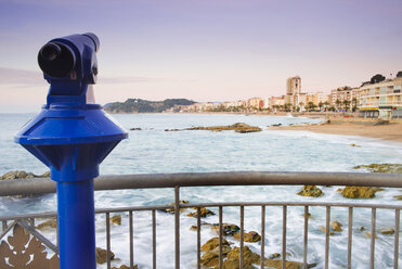 Spain, Costa Brava, Lloret de Mar, viewpoint with coin operated binoculars at sunrise - SKCF00254