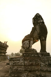 Kambodscha, Angkor, Ankor Wat, Pre Rup-Tempel, Skulptur - REAF00214