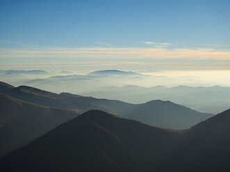 Italy, Marche, Apennines, view from Monte Catria - LOMF00508