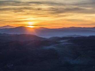 Italy, Umbria, Gubbio, Apennines at sunset - LOMF00512