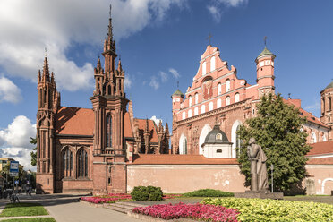 Litauen, Vilnius, St. Anna und Bernhardinerkirche - CSTF01229