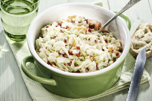 Topf mit Coleslaw Apfelsalat - IPF00360