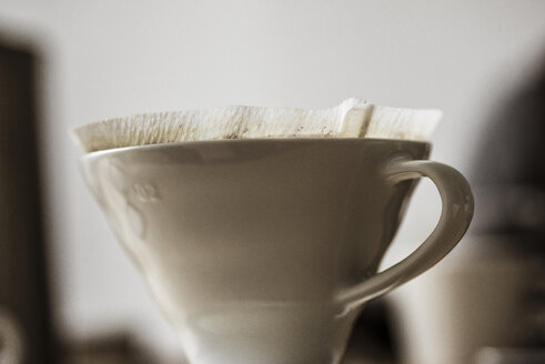 Used porcelain coffee filter - SKAF00043