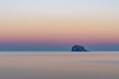 UK, Schottland, Bass Rock, Sonnenuntergang, lizenzfreies Stockfoto