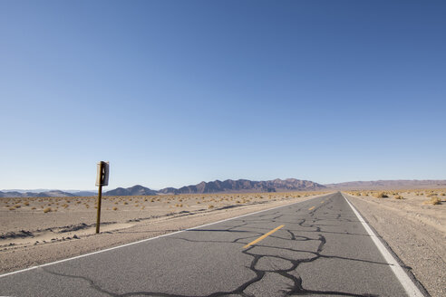 USA, Kalifornien, Straße - LMF00717