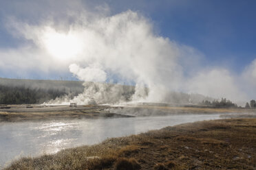 USA, Yellowstone-Nationalpark, Firehole River, Biscuit Basin - FOF08916