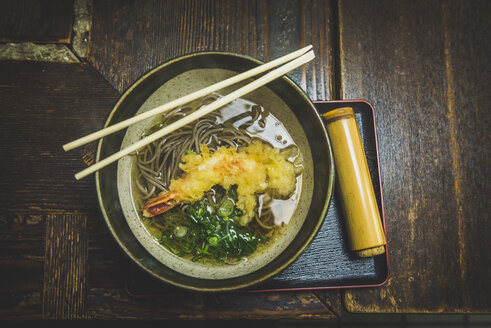 Japan, Kyoto, Arashiyama, Tempura-Nudelsuppe - KEBF00506