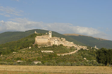 Italien, Umbrien, Assisi, Basilika des Heiligen Franz von Assisi - LBF01574