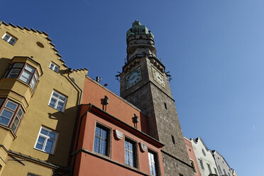 Österreich, Tirol, Innsbruck, Stadtturm - LBF01575