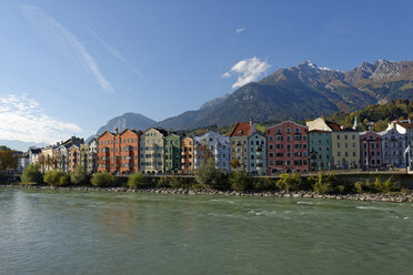 Austria, Tyrol, Innsbruck, colorful houses at Inn river - LBF01576