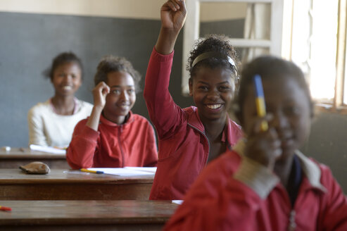 Madagaskar, Schülerinnen und Schüler der Grundschule Fianarantsoa - FLKF00751