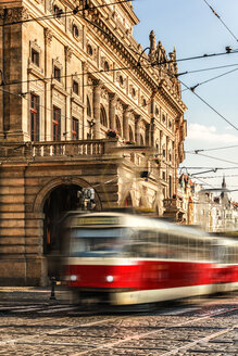 Tschechische Republik, Prag, Straßenbahn fahren - CSTF01297