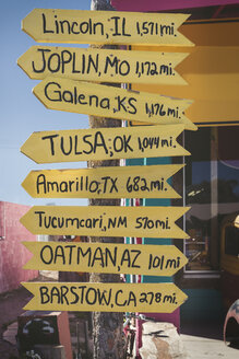 USA, Arizona, Seligman, signpost at Route 66 - EPF00376