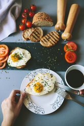 Breakfast with eggs, coffee and tomatoes - GIOF02153