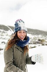 Portrait of a beautiful woman covered with snow - MGOF03052