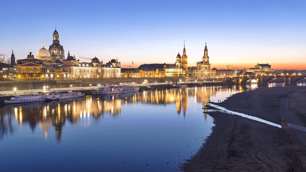 Germany, Saxony, Dresden, old town and River Elbe at dusk - FPF00129