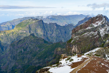 Portugal, Madeira, Berge im Naturpark Madeira - RJF00685