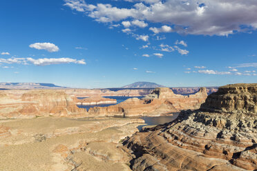 USA, Arizona, Glen Canyon National Recreation Area, Lake Powell, Alstrom Point - FOF09032