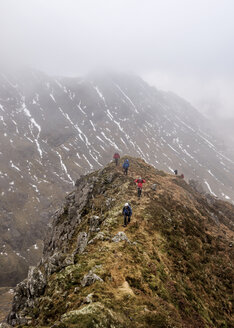 Vereinigtes Königreich, Schottland, Glencoe, Trekking in Sron na Lairig - ALRF00858