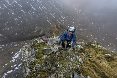 Vereinigtes Königreich, Schottland, Glencoe, Trekking in Sron na Lairig - ALRF00859