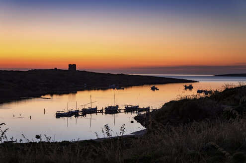 Spanien, Menorca, Port de Sanitja, Sonnenuntergang - SMAF00728