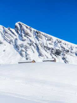 Switzerland, Canton of Bern, Grindelwald, ski huts in front of First - AMF05349