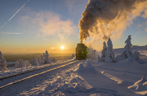 Germany, Saxony-Anhalt, Harz National Park, Brocken Railway at winter evening - PVCF01036