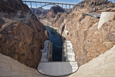 USA, Nevada, Arizona, Lake Mead, Colorado River, Hoover Dam, Mike O'Callaghan-Pat Tillman Memorial Bridge - FOF09115