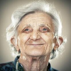 Portrait of an elderly lady - ZOCF00166