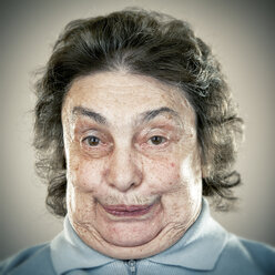 Portrait of an elderly lady - ZOCF00182