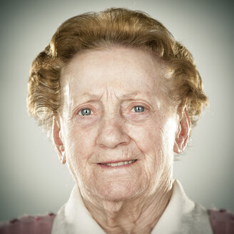 Portrait of an elderly lady - ZOCF00194