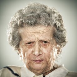 Portrait of an elderly lady - ZOCF00198