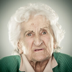 Portrait of an elderly lady - ZOCF00203