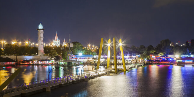 Österreich, Wien, Versunkene Stadt und Donau bei Nacht - WDF03932