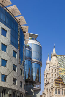 Österreich, Wien, Stephansplatz, Haas-Haus, Stephansdom - WDF03936