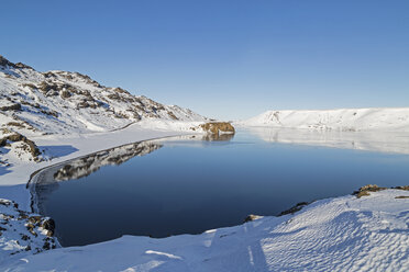 Island, Reykjanes-Halbinsel, Kleifarvatn im Winter - MELF00174