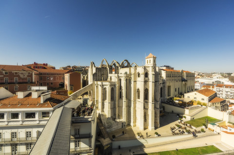 Portugal, Lissabon, Convento do Carmo, gesehen vom Elevador de Santa Justa, lizenzfreies Stockfoto