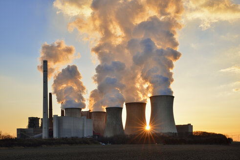 Germany, North Rhine-Westphalia, Coal fired power station Neurath I - RUEF01789