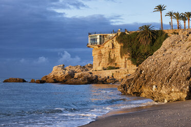 Spain, Andalusia, Costa del Sol, Nerja town, sunrise at Balcon de Europa on Mediterranean Sea - ABOF00178